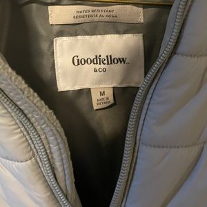 GoodFellow grey puffer jacket